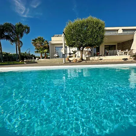 Ξενοδοχείο με διαμερίσματα Aria Oasi Relax 5*