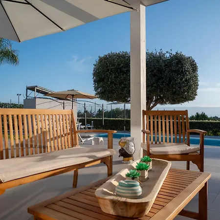 Aria Oasi Relax Aparthotel 5*