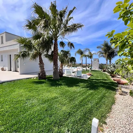 Aparthotel Aria Oasi Relax 5*